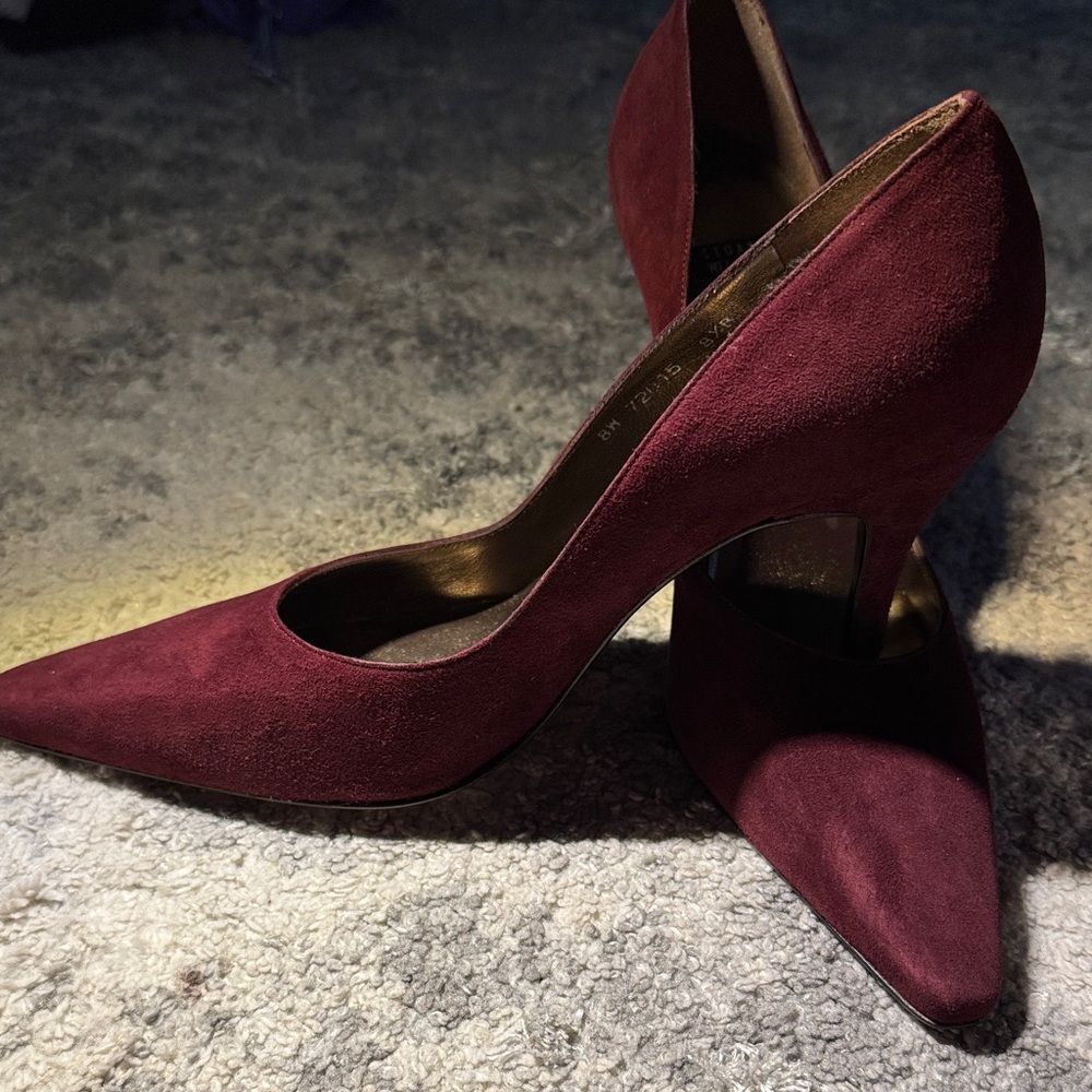 Stuart Weitzman Dark Red Suede Heels - Picture 3 of 7